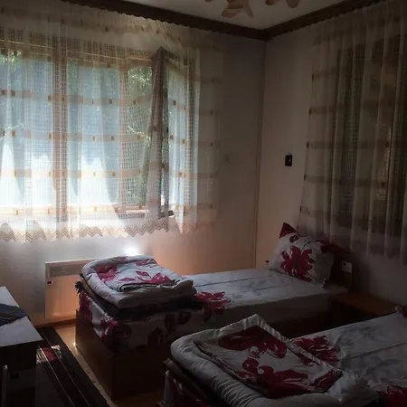 Guesthouse Kutela Pensiune *
